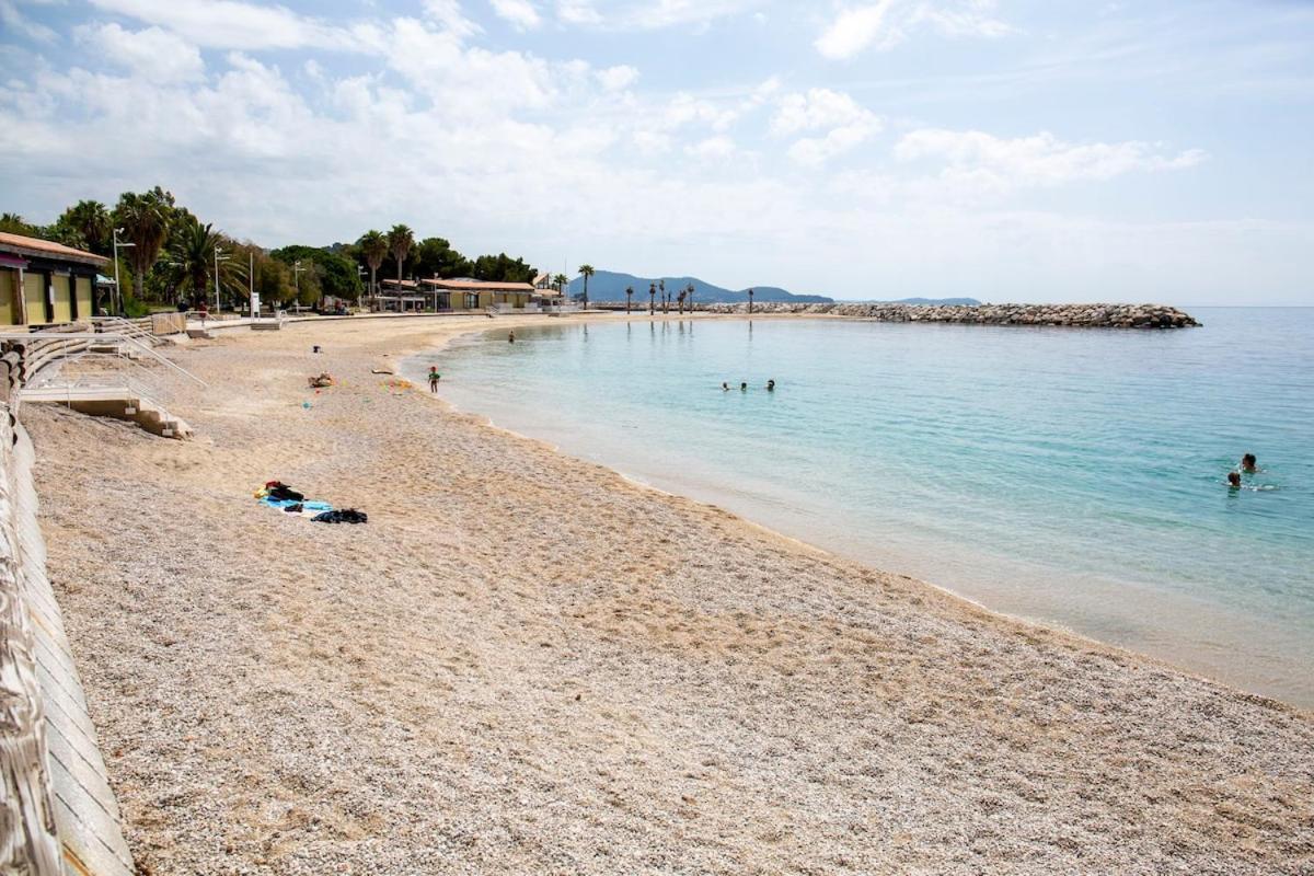 Le Mourillon Grand Proche Des Plages *